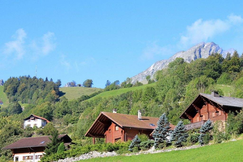 swiss-chocolate-Montbovon